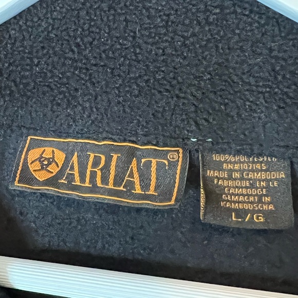 Ariat Sweater - Picture 4 of 4